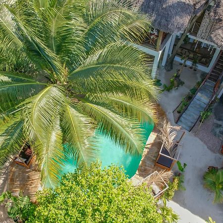Ocean Boho House Bed & Breakfast จัมเบียนี ภายนอก รูปภาพ