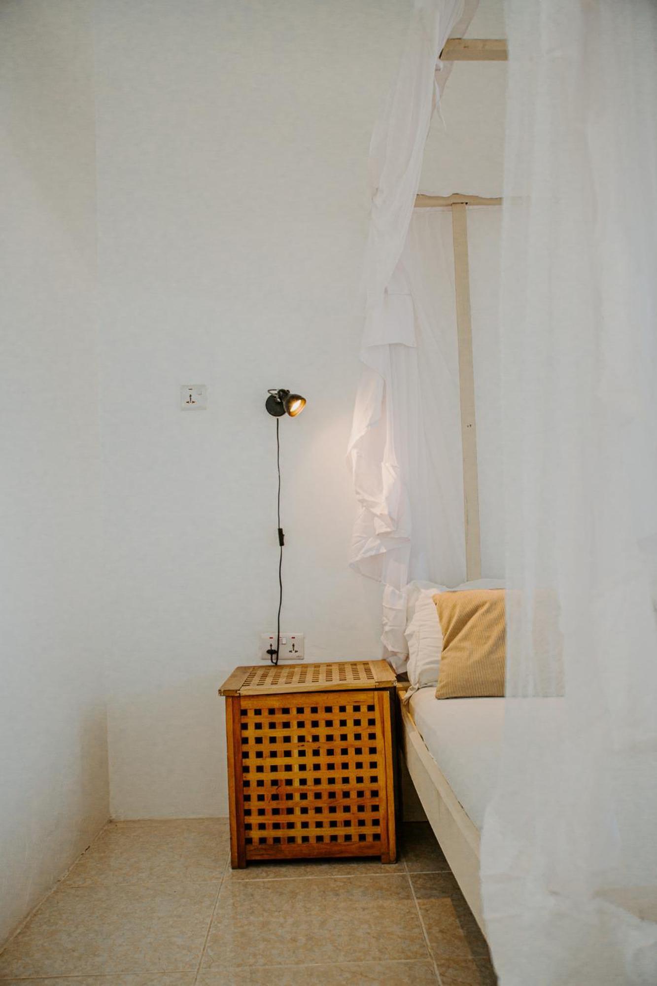 Ocean Boho House Bed & Breakfast จัมเบียนี ภายนอก รูปภาพ