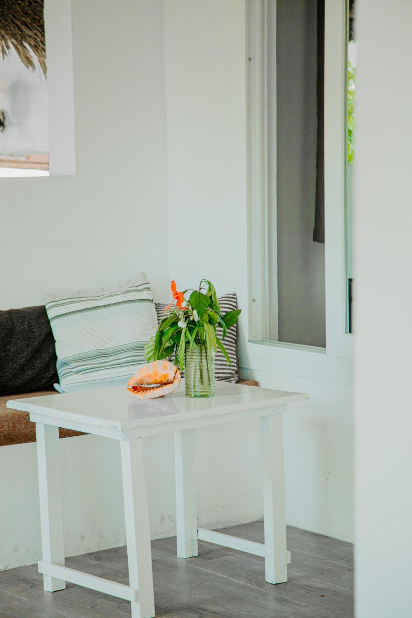 Ocean Boho House Bed & Breakfast จัมเบียนี ภายนอก รูปภาพ