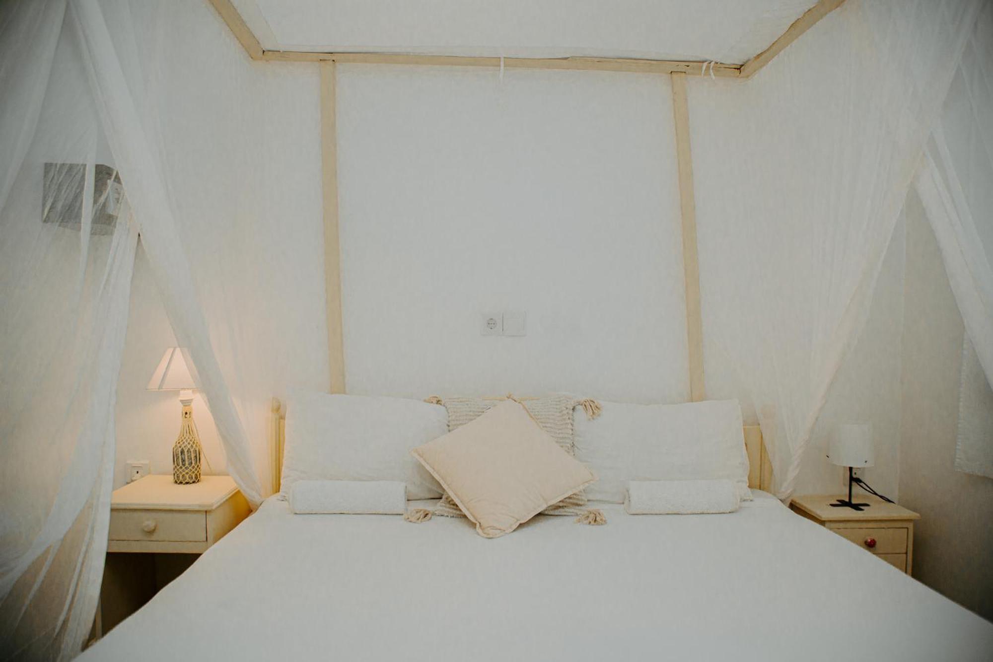 Ocean Boho House Bed & Breakfast จัมเบียนี ภายนอก รูปภาพ